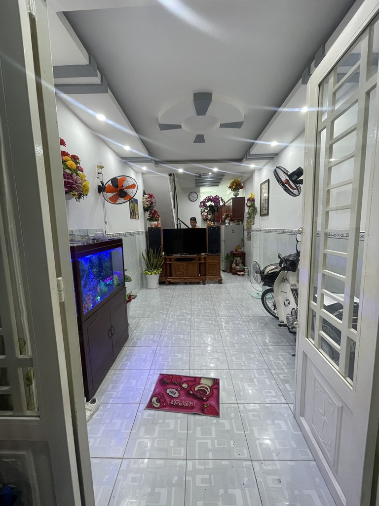NGAY KHU XỬ LÝ NƯỚC THẢI, SÁT CÔNG VIÊN, GẦN CHỢ GÒ XOÀI VÀ CHỢ BÌNH LONG, 30M2, 2 TẦNG GIÁ NHỈNH 3 - Ảnh chính
